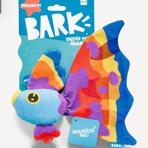NWT BarkBox™ Chew Toy for Dogs Color: Red Fish OS